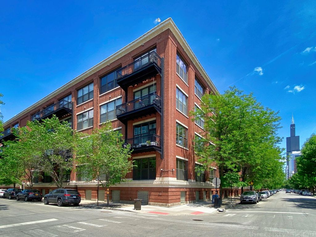 1040 W Adams Street 420, Chicago, IL 60607