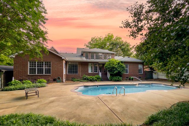 106 Annadel St, Murfreesboro, TN 37128