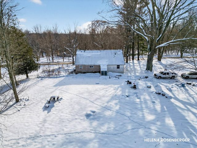 8033 W 116th Street, Grant, MI 49327