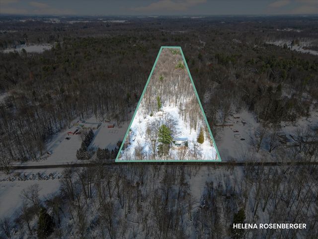 8033 W 116th Street, Grant, MI 49327