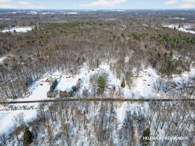 8033 W 116th Street, Grant, MI 49327