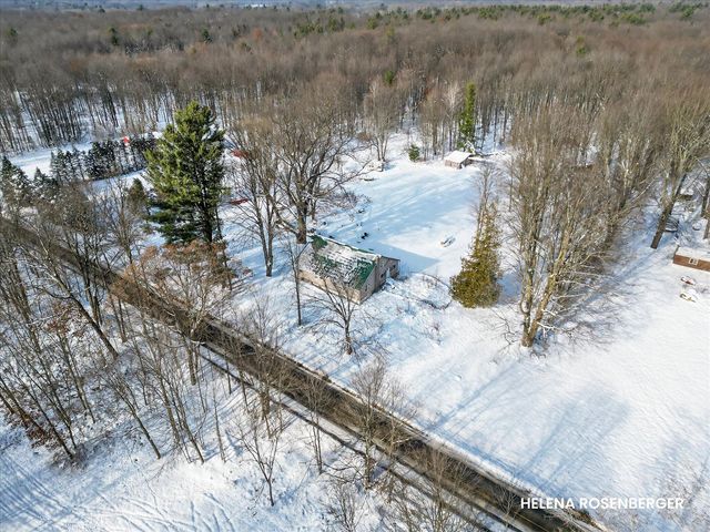 8033 W 116th Street, Grant, MI 49327