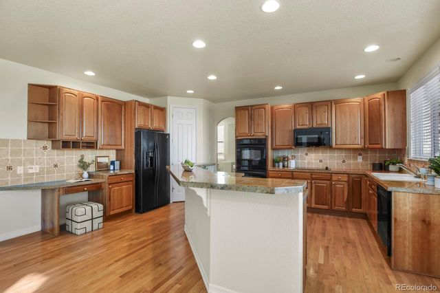 1720 Twilight Court, Longmont, CO 80504