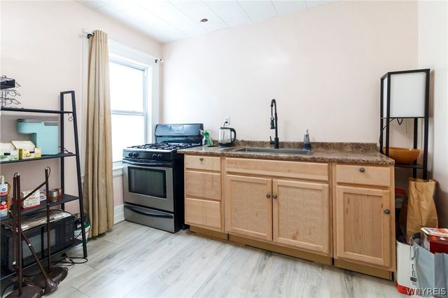 263 Sumner Place, Buffalo, NY 14211