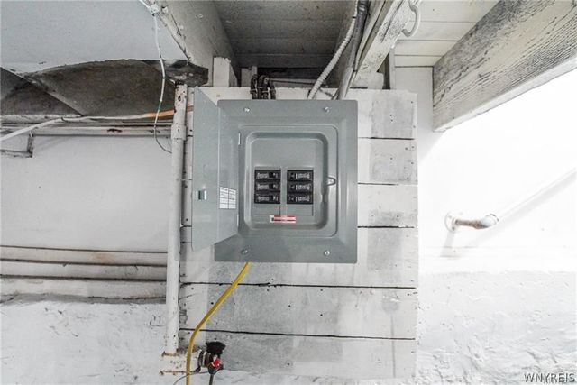 263 Sumner Place, Buffalo, NY 14211