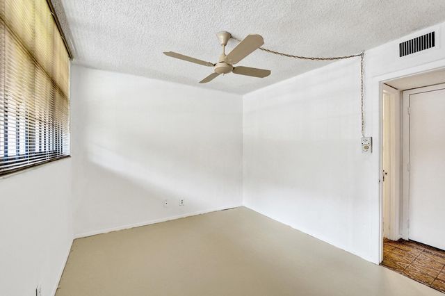 1811 Sabal Palm Drive 203, Davie, FL 33324