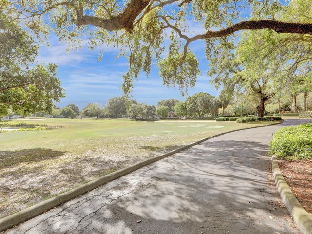 1811 Sabal Palm Drive 203, Davie, FL 33324