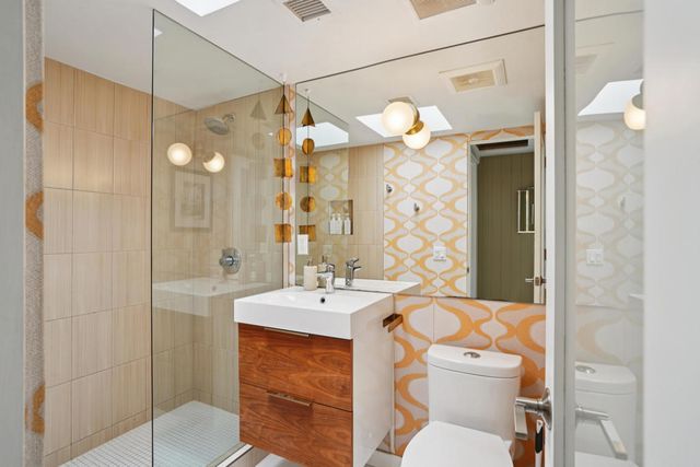 2101 N Berne Drive, Palm Springs, CA 92262