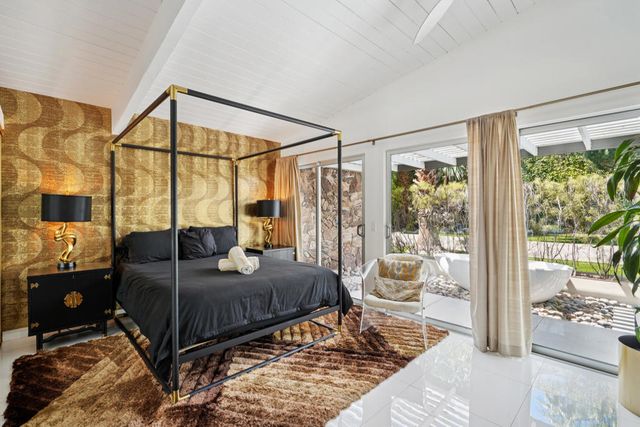 2101 N Berne Drive, Palm Springs, CA 92262