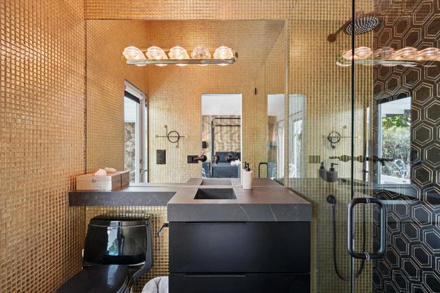 2101 N Berne Drive, Palm Springs, CA 92262