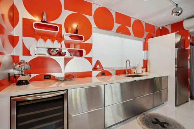 2101 N Berne Drive, Palm Springs, CA 92262