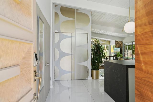 2101 N Berne Drive, Palm Springs, CA 92262