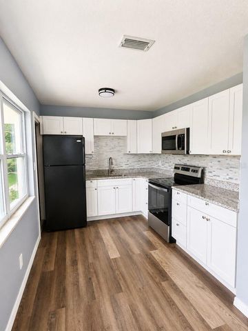 517 73RD AVENUE N, St Petersburg, FL 33702