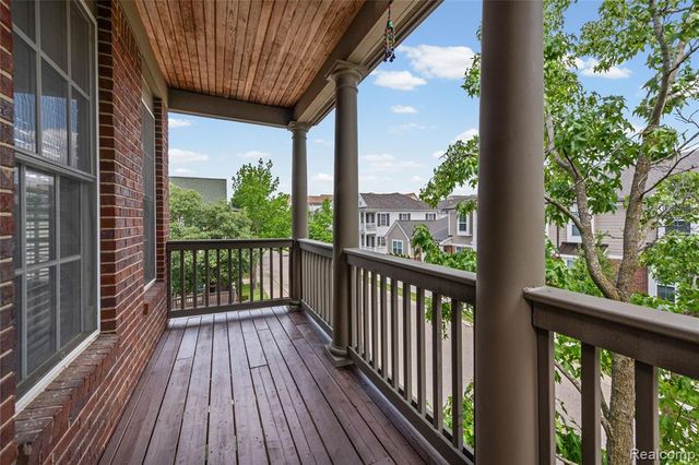 207 Jotham Avenue, Auburn Hills, MI 48326