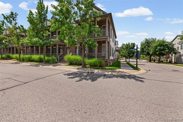 207 Jotham Avenue, Auburn Hills, MI 48326