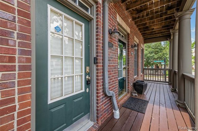 207 Jotham Avenue, Auburn Hills, MI 48326