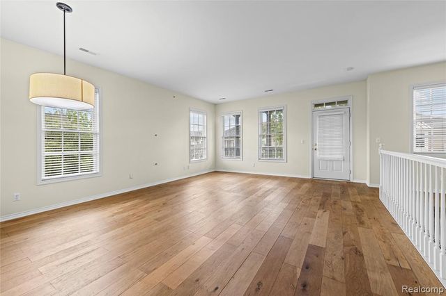 207 Jotham Avenue, Auburn Hills, MI 48326