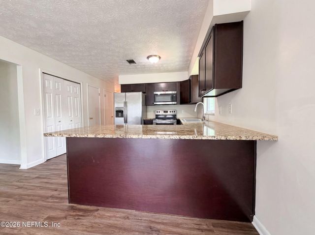 7842 RONDEAU Drive E, Jacksonville, FL 32217