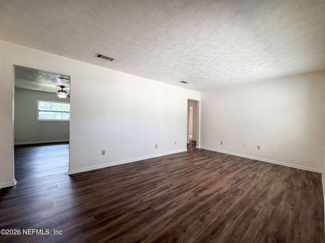 7842 RONDEAU Drive E, Jacksonville, FL 32217