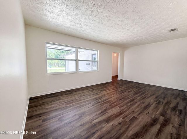 7842 RONDEAU Drive E, Jacksonville, FL 32217