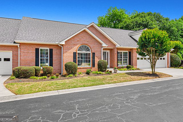41 Somerset Court, Hartwell, GA 30643