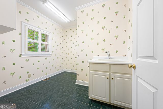 41 Somerset Court, Hartwell, GA 30643