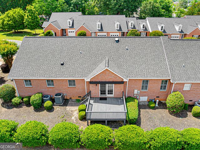 41 Somerset Court, Hartwell, GA 30643