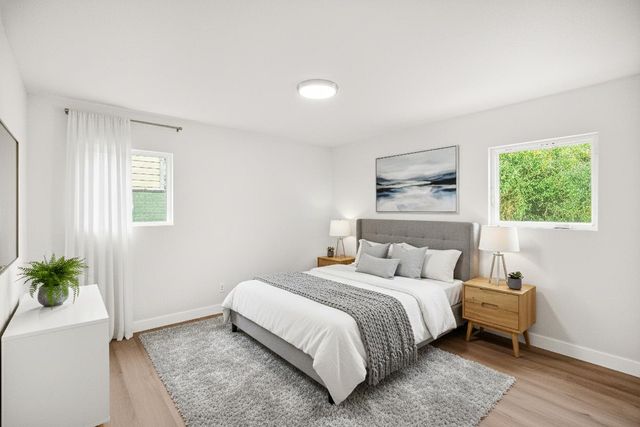 580 Lampasas Ave, Sacramento, CA 95815