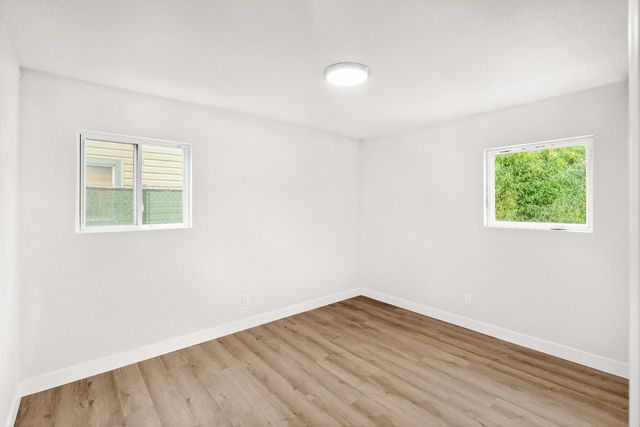 580 Lampasas Ave, Sacramento, CA 95815