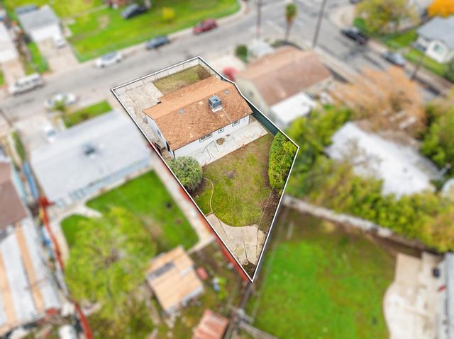 580 Lampasas Ave, Sacramento, CA 95815