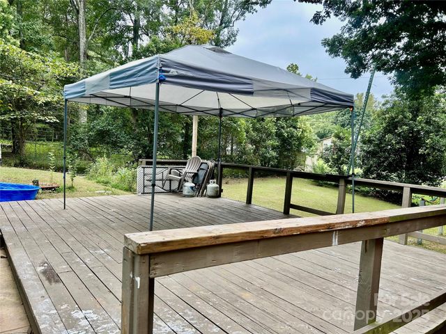 6708 Lynmont Drive, Charlotte, NC 28212