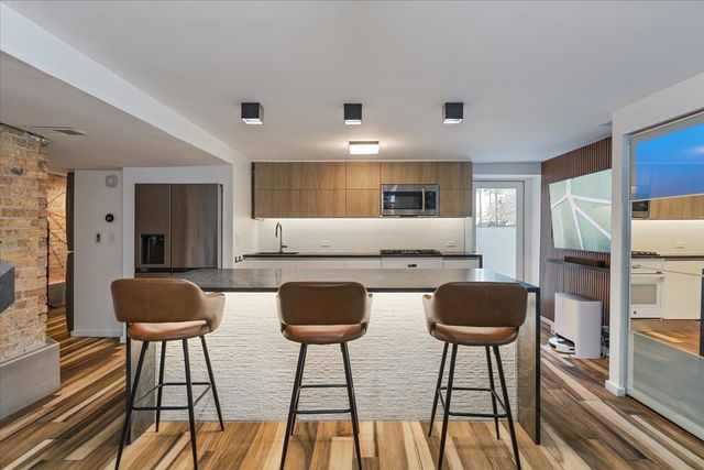 3020 N Sheridan Road GN, Chicago, IL 60657