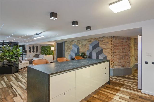 3020 N Sheridan Road GN, Chicago, IL 60657