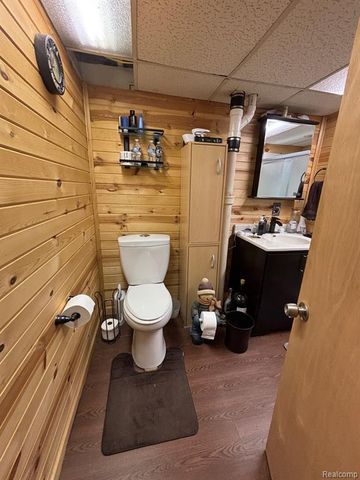 40724 Pickett Ridge Road, Sterling Heights, MI 48313