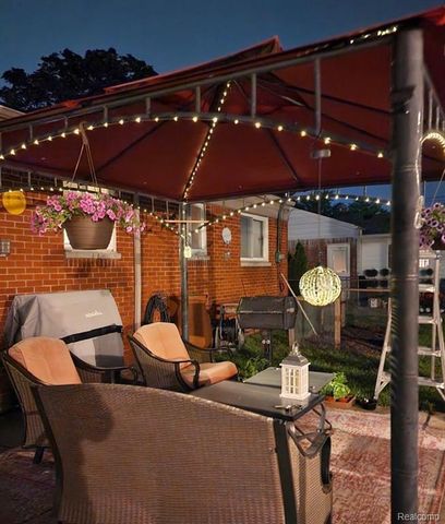 40724 Pickett Ridge Road, Sterling Heights, MI 48313