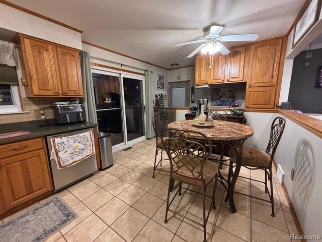 40724 Pickett Ridge Road, Sterling Heights, MI 48313