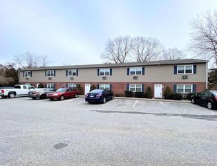 3 Peggy Lane, East Lyme, CT 06357