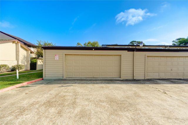 12339 S Dairy Ashford Road 2339, Houston, TX 77099