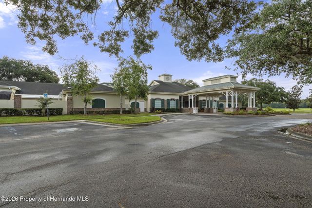 5141 Championship Cup Lane, Spring Hill, FL 34613