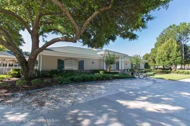 5141 Championship Cup Lane, Spring Hill, FL 34613