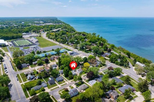 314 Wallace Avenue, St. Joseph, MI 49085
