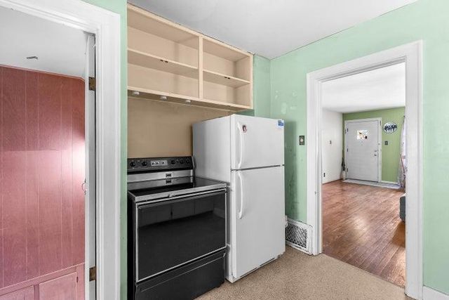 314 Wallace Avenue, St. Joseph, MI 49085