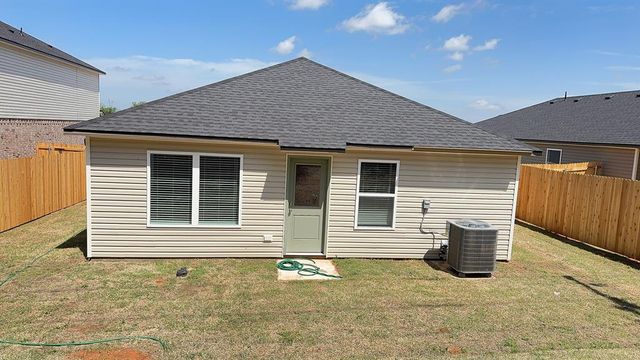 12044 SW 36th Street, Mustang, OK 73064