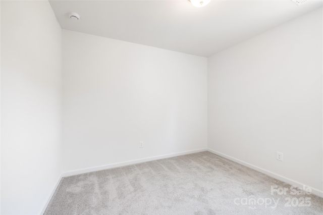 307 E Glendale Avenue, Mount Holly, NC 28120