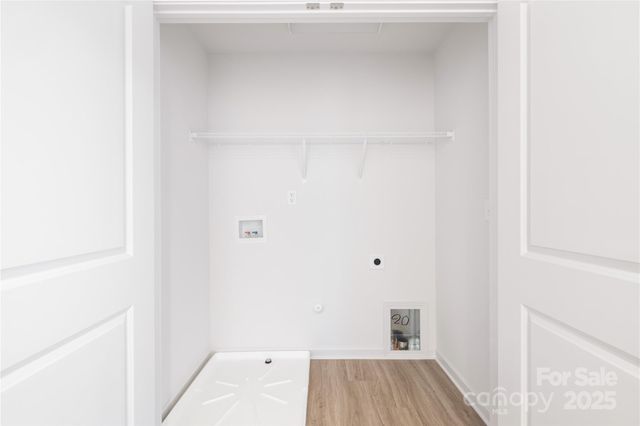 307 E Glendale Avenue, Mount Holly, NC 28120