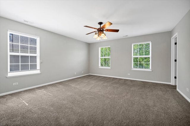 124 Jackson Street, Gilberts, IL 60136