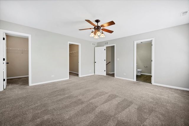 124 Jackson Street, Gilberts, IL 60136