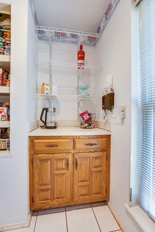 Image 19 of property listing at 3410 Grandview Drive Drive, San Angelo, TX 76904