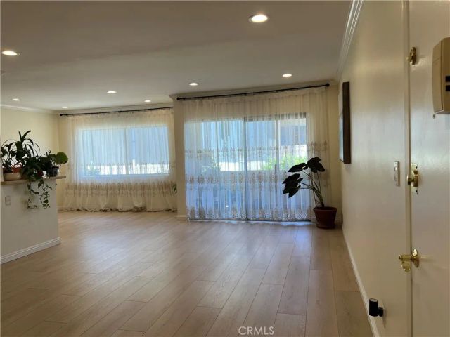 5328 Newcastle 62, Encino, CA 91316