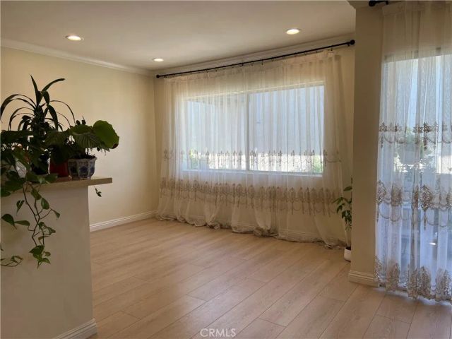 5328 Newcastle 62, Encino, CA 91316